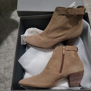 Brand new Aquatalia suede boots, sz 9.5